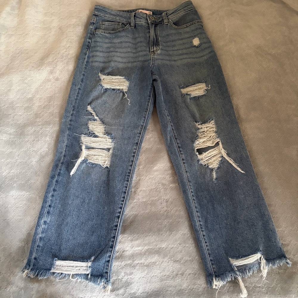 SO Women's Distressed Straight Leg Jeans - Blue